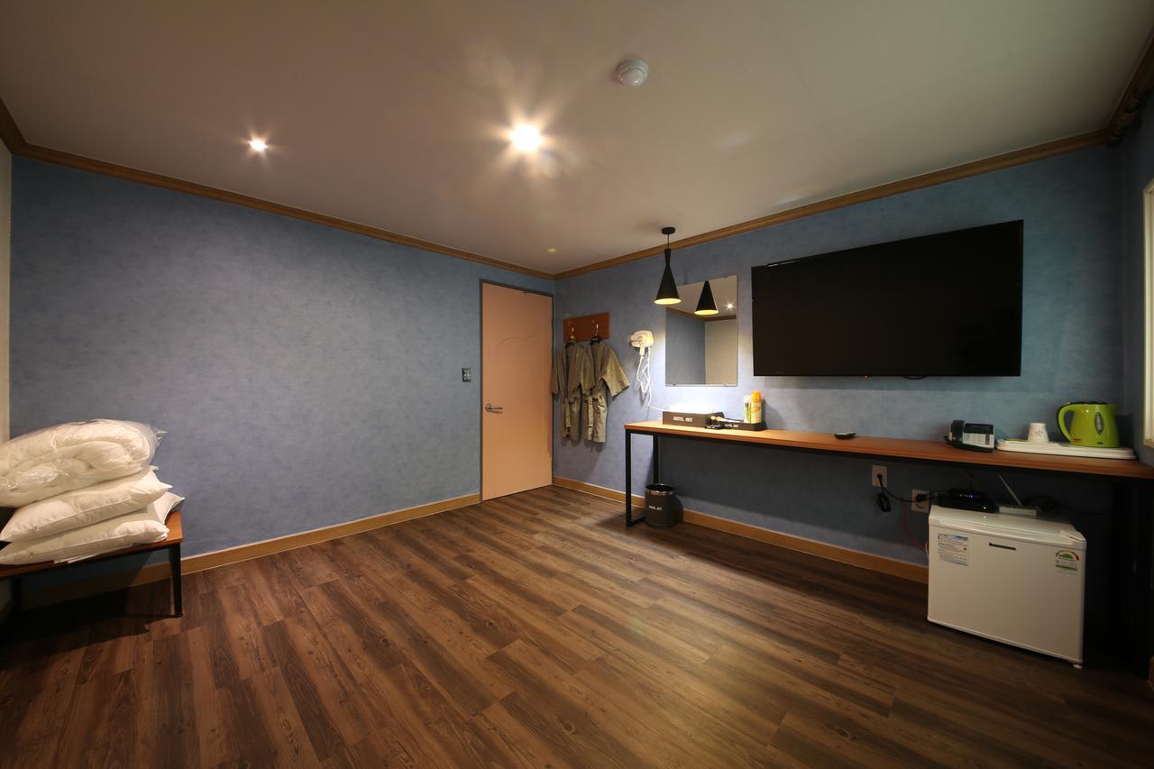 Gumi Art Hotel מראה חיצוני תמונה